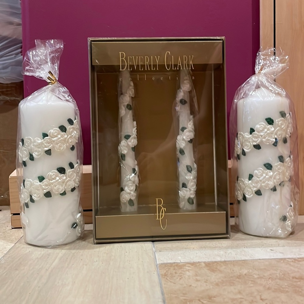 Wedding Candle Set w Leaves Design